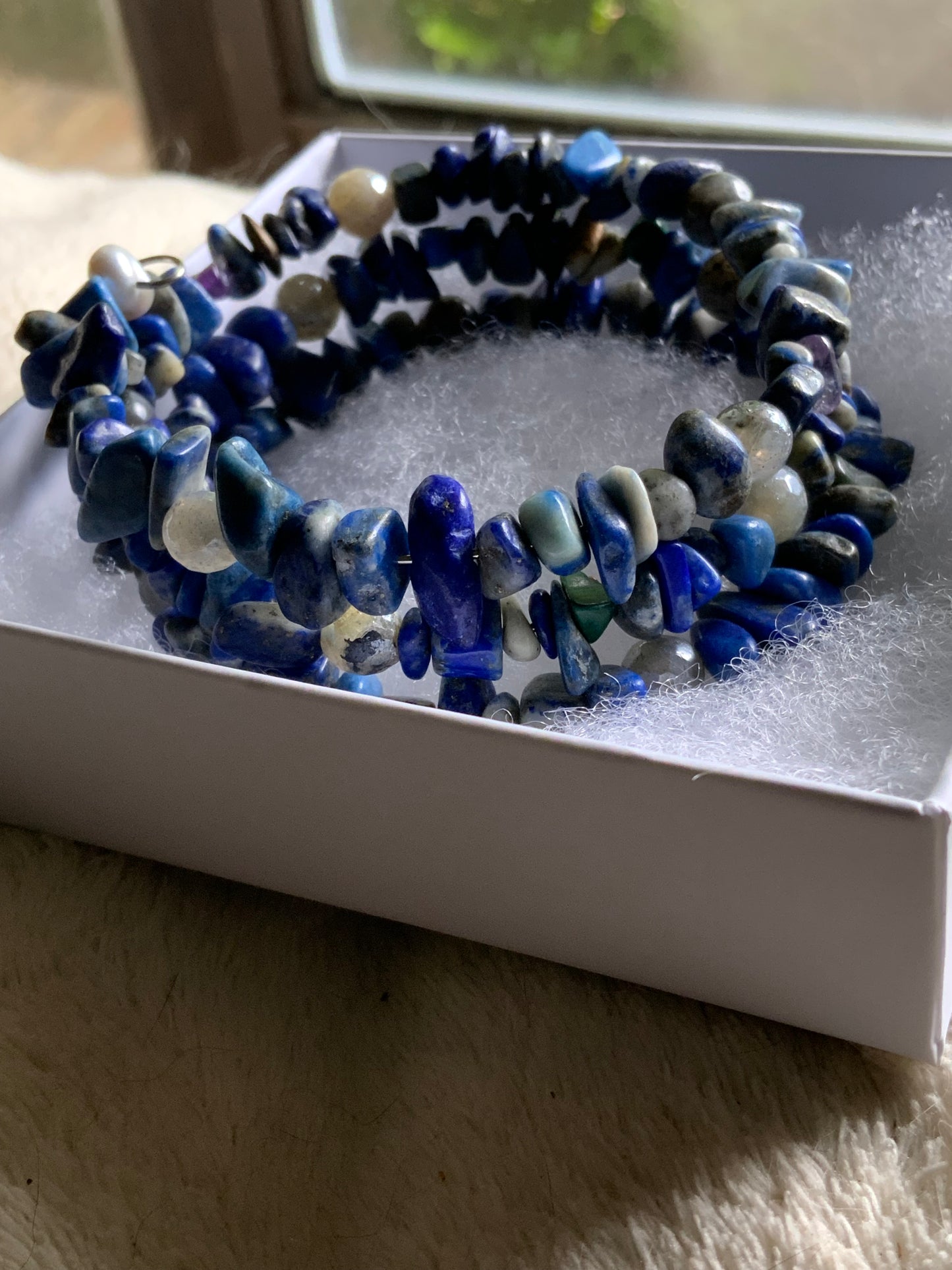 Memory Wire Bracelet – Lapis Lazuli, Labradorite & Freshwater Pearl