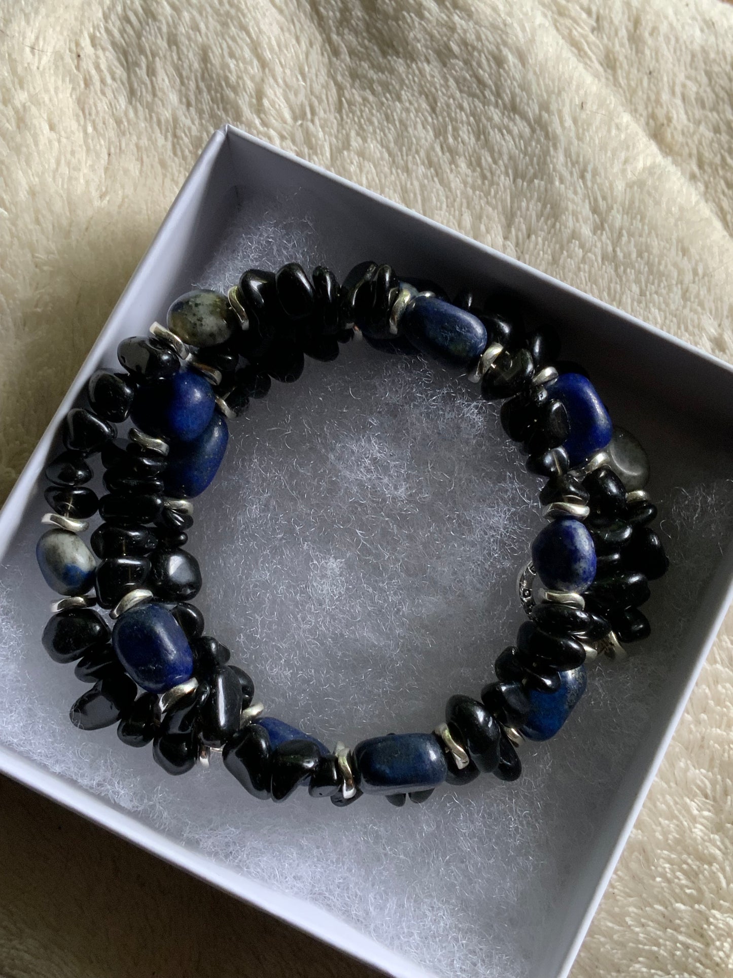 Handmade Gemstone Memory Wire Onyx & Lapis Lazuli Bracelet